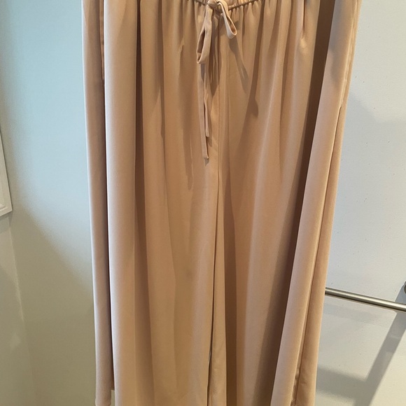 Blush pink/ cream colour. Never worn, great for summer - Picture 2 of 4